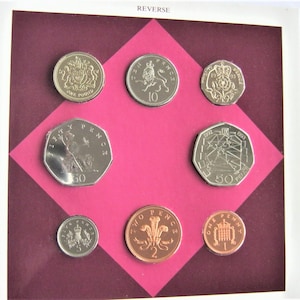 BUNC 8-coin set Pack with RARE EEC 1992/3 Dual Date 50p - Royal Mint 1993