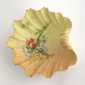 Victorian Royal Worcester Blush Ivory Shell Pin Dish - English Porcelain Manufactured in 1898