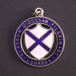 Religious White Metal Pendant/Fob – Souvenir of Pilgrimage to Lourdes