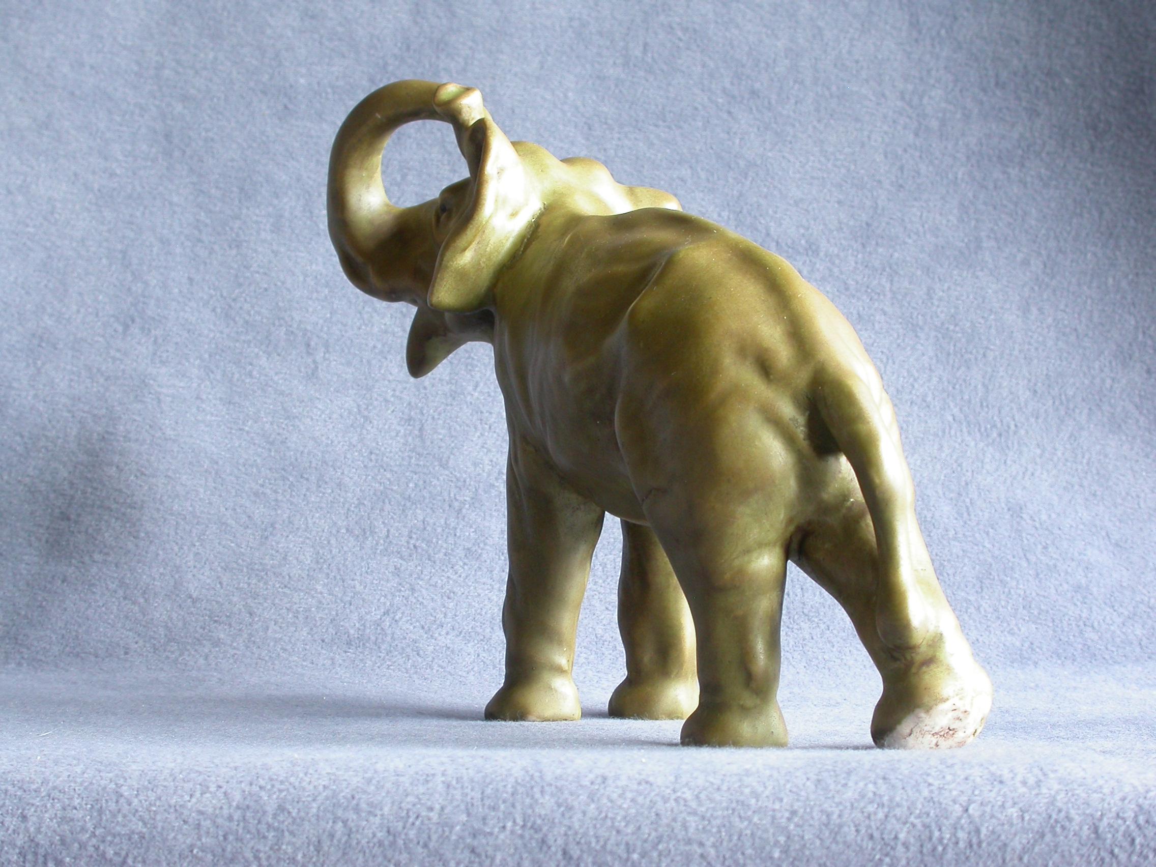 ヴィンテージの装飾用陶器の象 - Etsy 日本