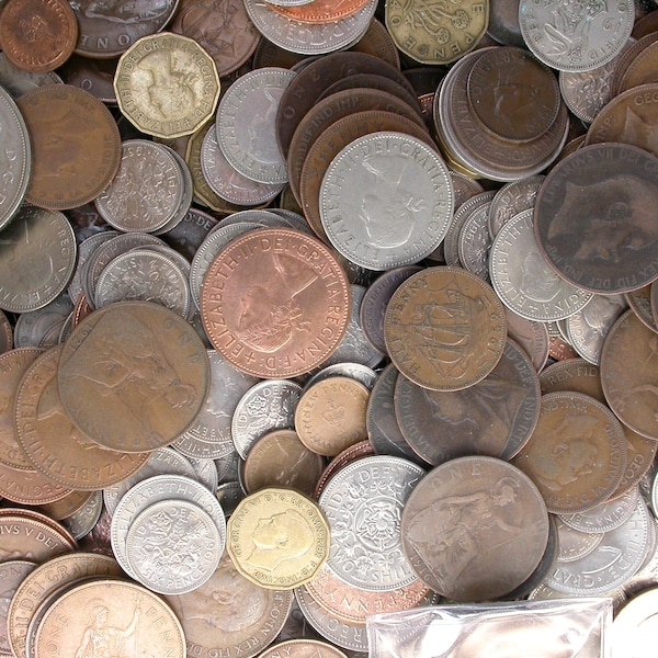 Box Containing 400 Grams (14 oz) of Mostly Obsolete British Coins