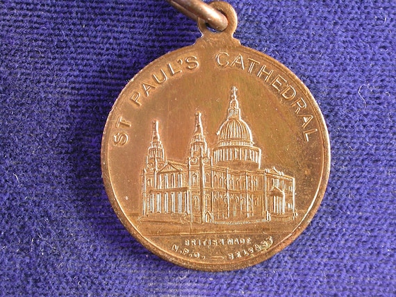 British Empire Exhibition 1924 Brass Souvenir Medal With St