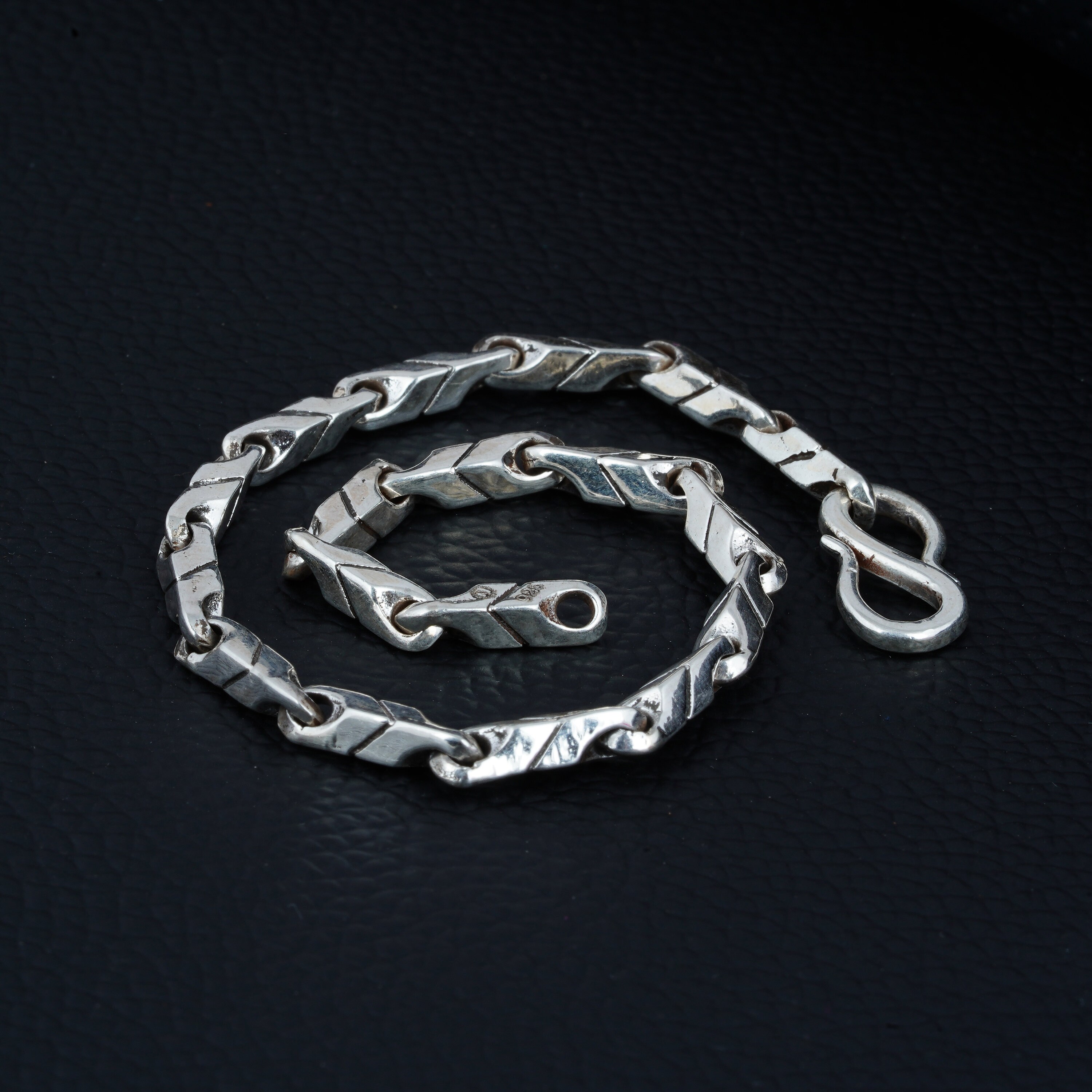 ★HARANG★ Silver Bold Chain Bracelet 925 Sterling Silver Tubular Chain Bracelet @ $420. Shop Men