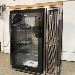 Industrial sideboard - Industrial sideboard with fridge - Bar - Home bar with fridge  - Home bar - Man cave bar - Bar Fridge -Drinks Caninet