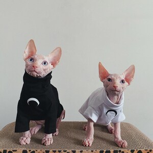 Cat Clothes Moon Pattern for Hairless Cat Sphynx Cat, Black and White Cat T-shirt