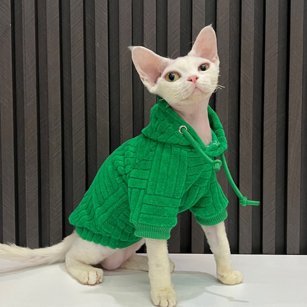 Cozy Green Hoodie for Hairless Cat, Hoodie for Winter, Sphynx Cat Clothes