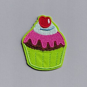 Parche de cupcake de cereza verde, parches termoadhesivos bordados para cupcakes