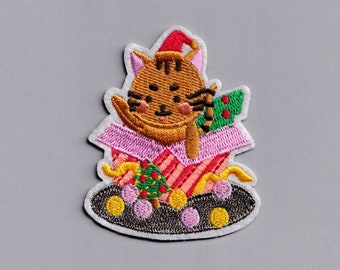 Cat Christmas Patch Iron-on Embroidered Xmas Cat Gift Box Applique Patches