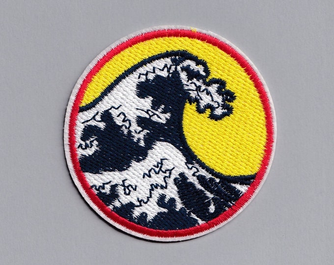 Embroidered Round Great Wave Patch Japan Hokusai Ukiyo-e Art Patch Applique