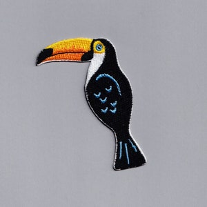 Aplique de parche de pájaro tucán negro para planchar Aplique de tucán bordado