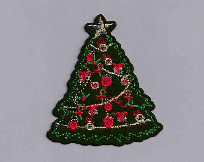 Dark Green Christmas Tree Patch Iron-on Embroidered Xmas Tree Patches