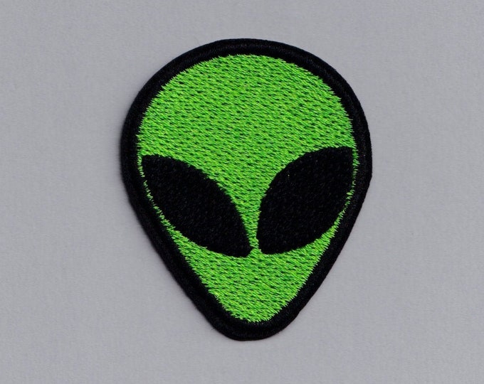 Embroidered Green Alien Patch Iron On Martian UFO Alien Head Applique Badge Patch