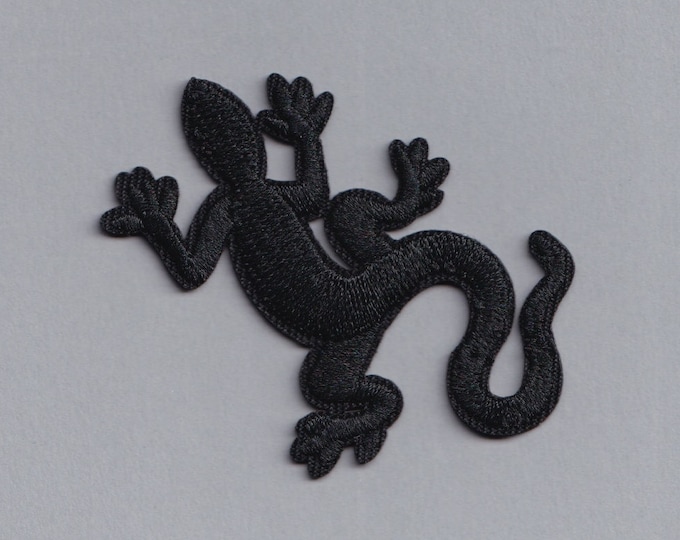 Cute Embroidered Black Gecko Lizard Patch Iron On Applique Badge Reptile Gecko Gift