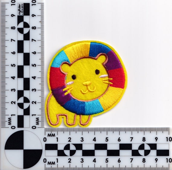 Ad93 Leeuw Cartoon Stripfiguren Strijkapplicatie Patch Kindermaat 8,0 x 6,0 cm - België