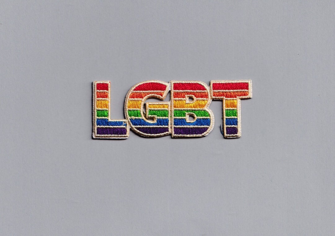 Toppa Ricamata Termoadesiva Stella Arcobaleno – 8,4 X 8 Cm, Ideale Per Abiti, Zaini, Gay Pride