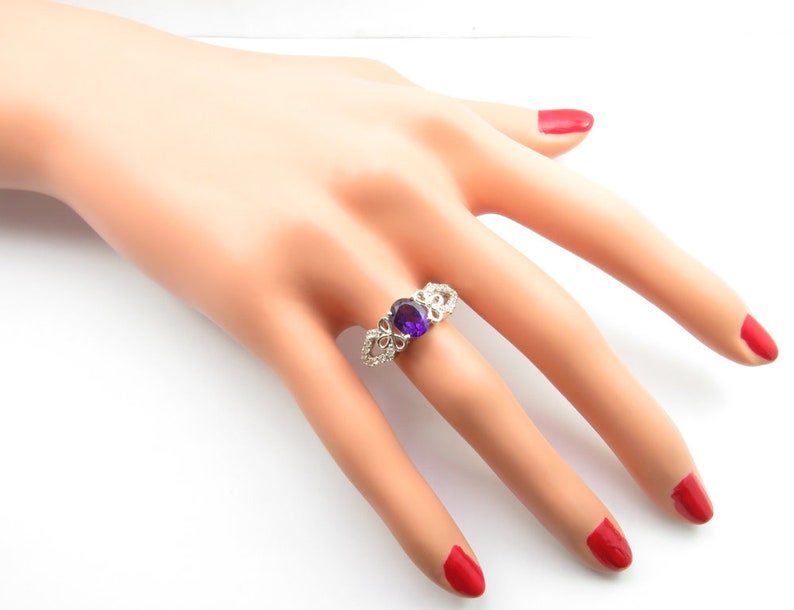 Gift For Her Traditional Girls/' Ring Cubic Zirconia 925 Sterling Silver Ring Size 8 Exclusive Jewelry Collection Oval Shape Amethyst