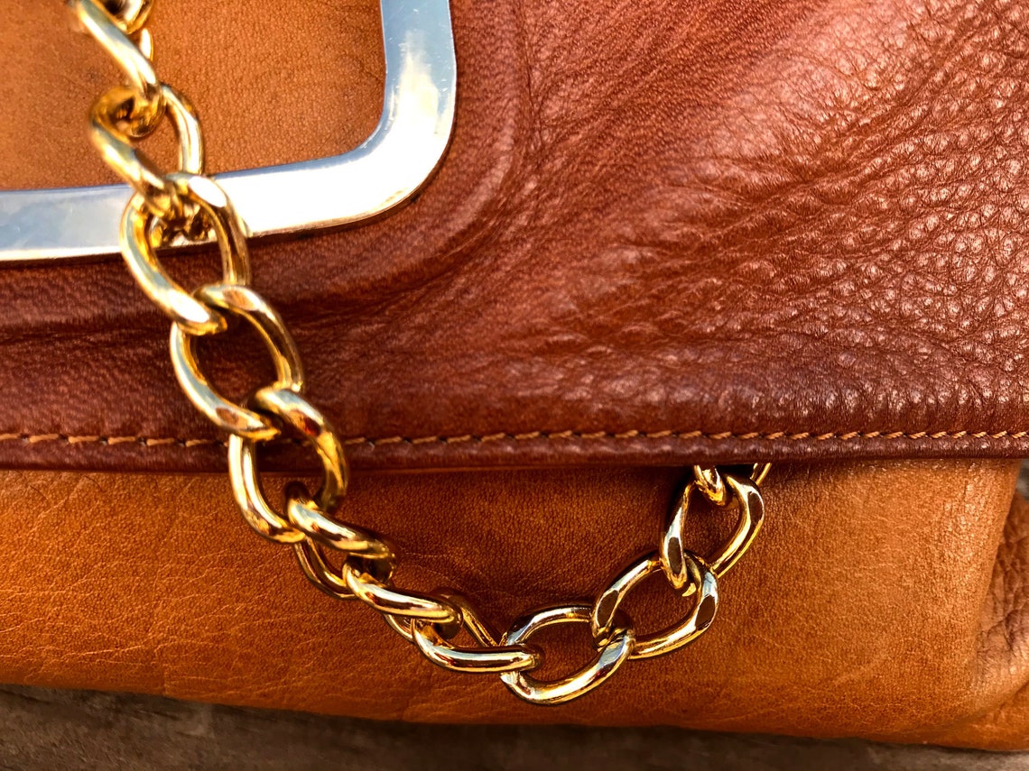 Handmade leather bag. Designed and manufactured in Spain. Etsy