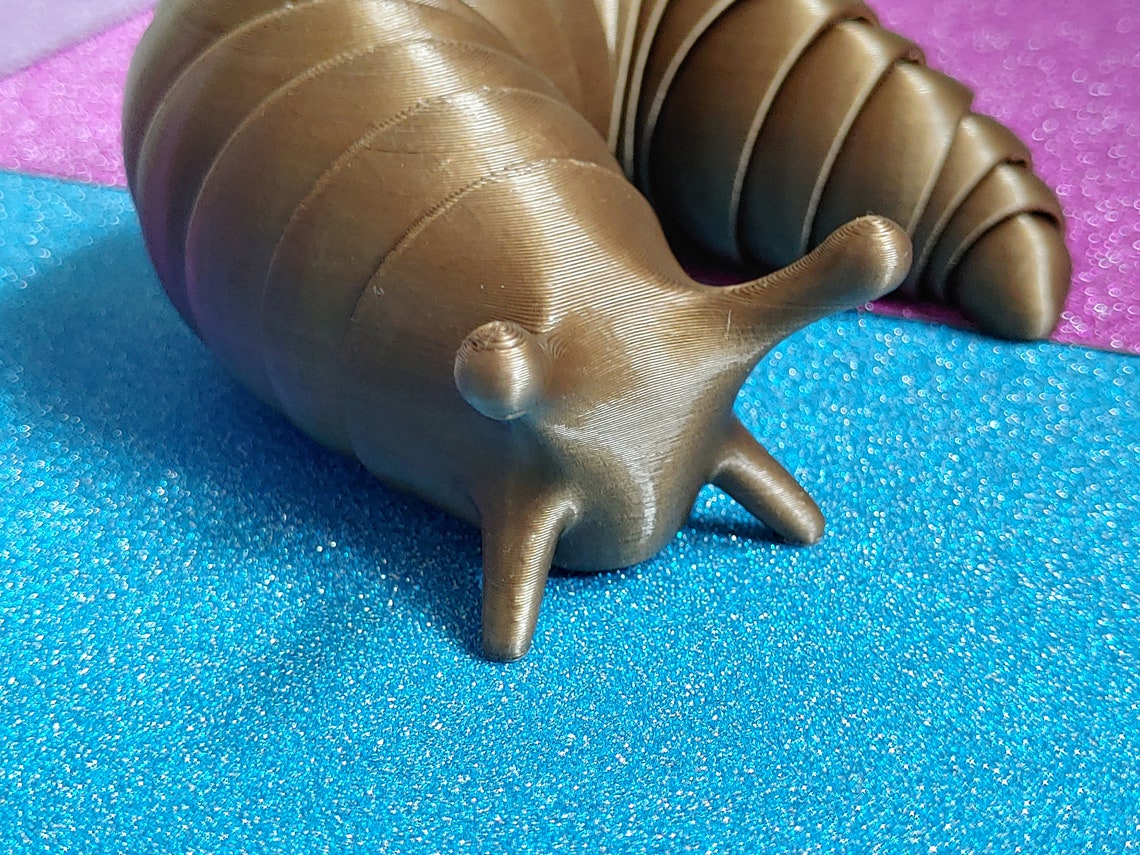 articulated slug fidget