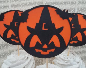 Pumpkins with Bats Cupcake Toppers, Halloween Decorations, Halloween Cupcake Toppers, Spooky Decor, Pumpkin Food Picks