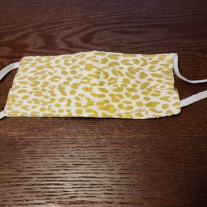 White & Gold Cheetah Mask