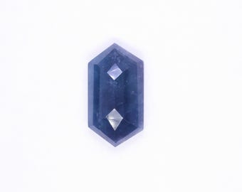 Gemma di fluorite blu naturale, forma esagonale, cabochon sfaccettato di fluorite di qualità AAA.