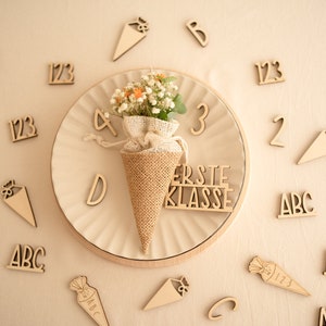 Scatter decorations for the first day of school: Create a festive atmosphere with our sustainable table decorations!
