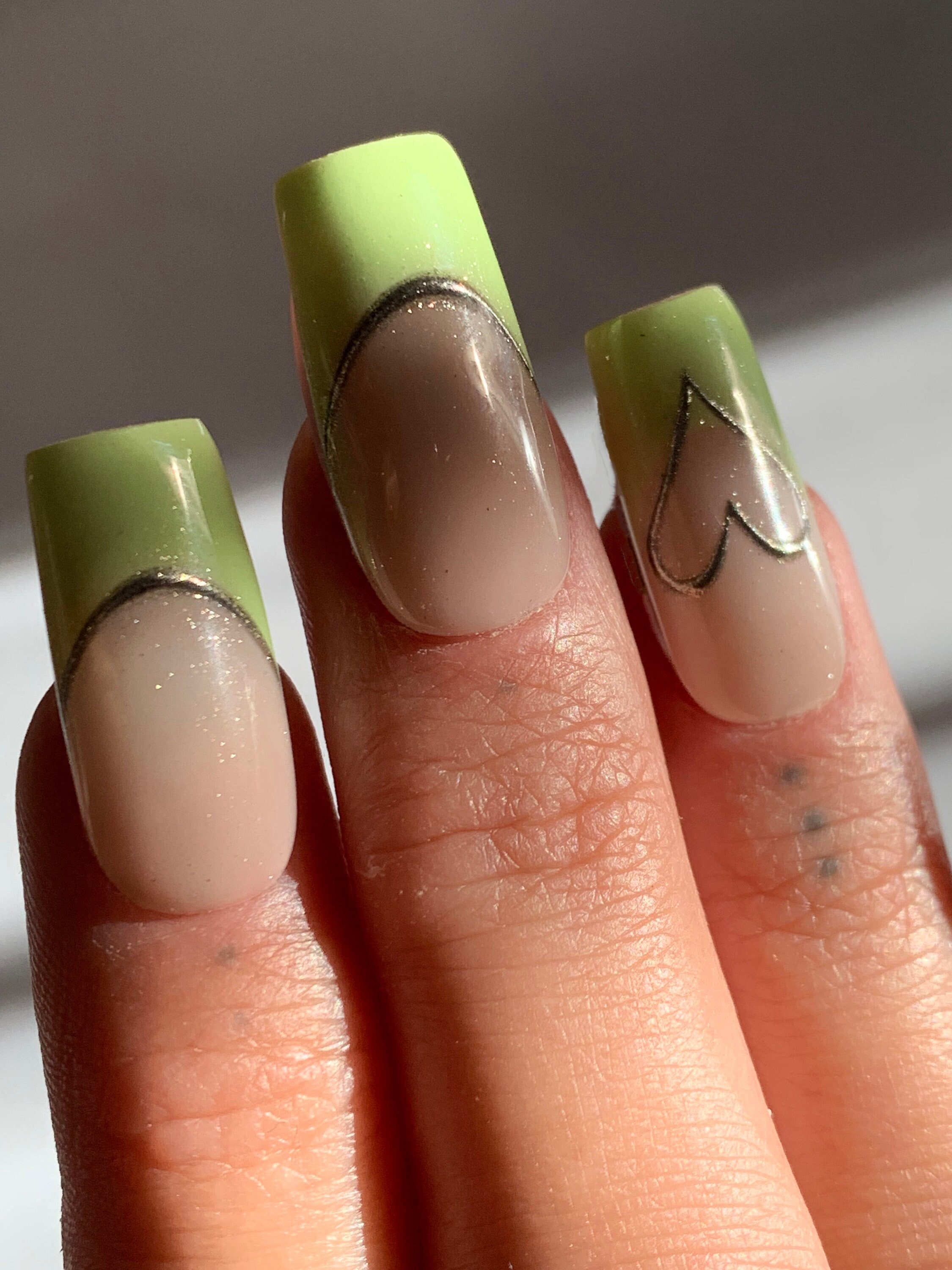 Emerald Green Short Stiletto Press on Nails – AllKem Nails