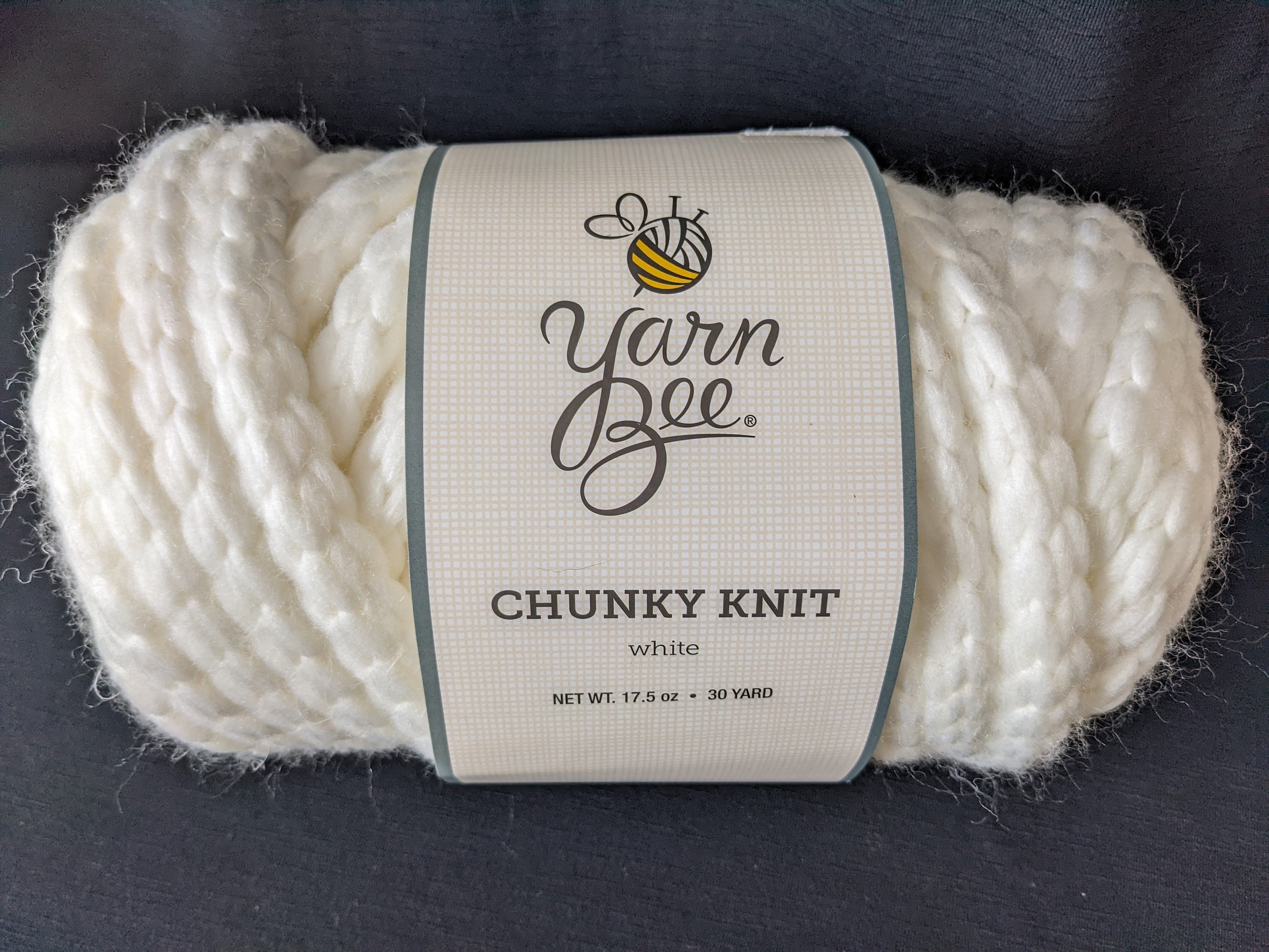 Yarn Bee Chunky Knit in White 