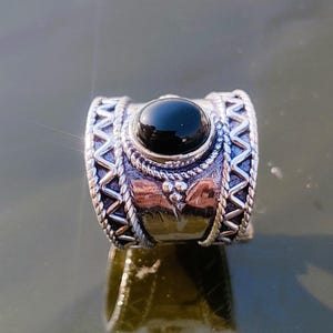 Sterling Silver Spinner Ring: Black Onyx Gemstone, Classic Design
