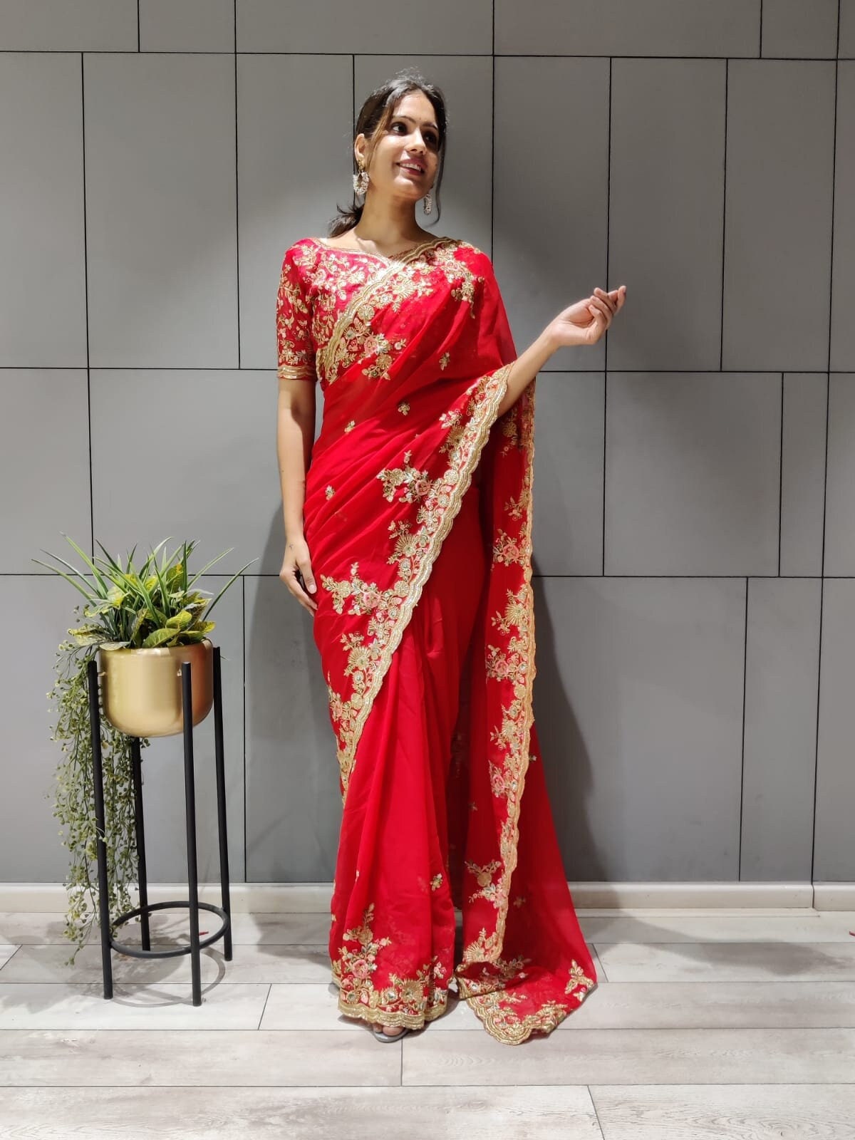 Gorgeous Stylist Saree Indian Red Color Georgette & Nylon Silk Fabric KT-3239