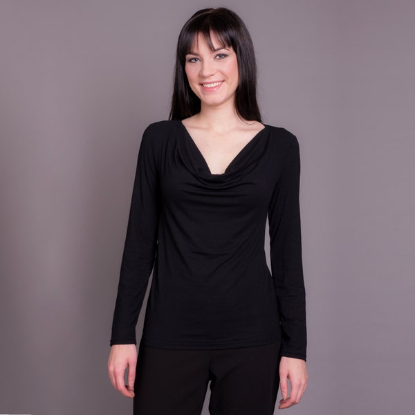 Elegantes Shirt mit Wasserfallausschnitt aus Tencel™ Modal Jersey