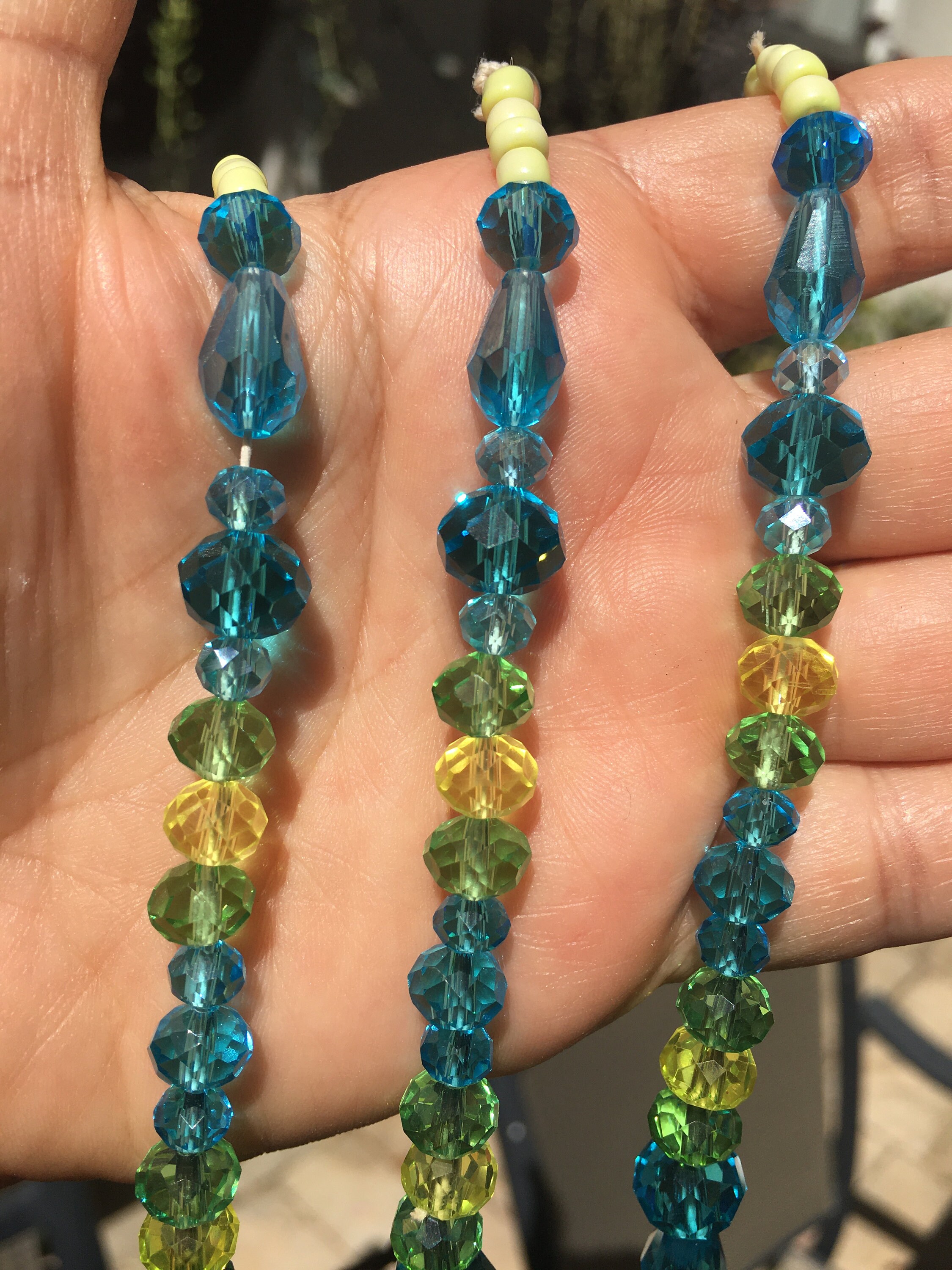 Sonnenfänger / blaue und grüne Kristalle | Etsy