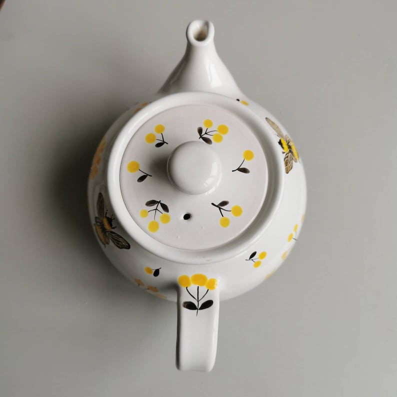 Tea-set hand painting bumblebees teapot, mugs, saucers,spoons by Osokaart ceramics. Nice gift for mother, nice friend, sister image 3