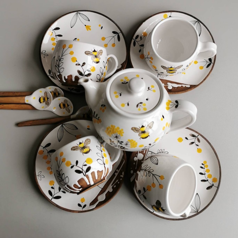 Tea-set hand painting bumblebees teapot, mugs, saucers,spoons by Osokaart ceramics. Nice gift for mother, nice friend, sister image 7