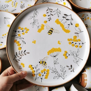 Handmade Ceramic plate with a bee, Pottery Dinnerware, Artisan Dishes, Collectible gift plate gift, Dinner Plate, Osoka Art ceramics