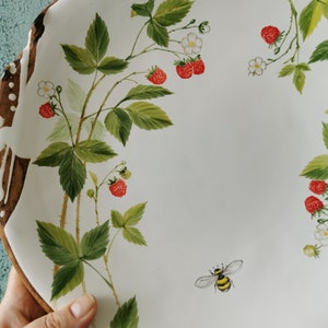 Big beautiful dish for cakes, sweets, hand painting with raspberries and bee, for happy family, diameter 32 cm amazing plate image 7