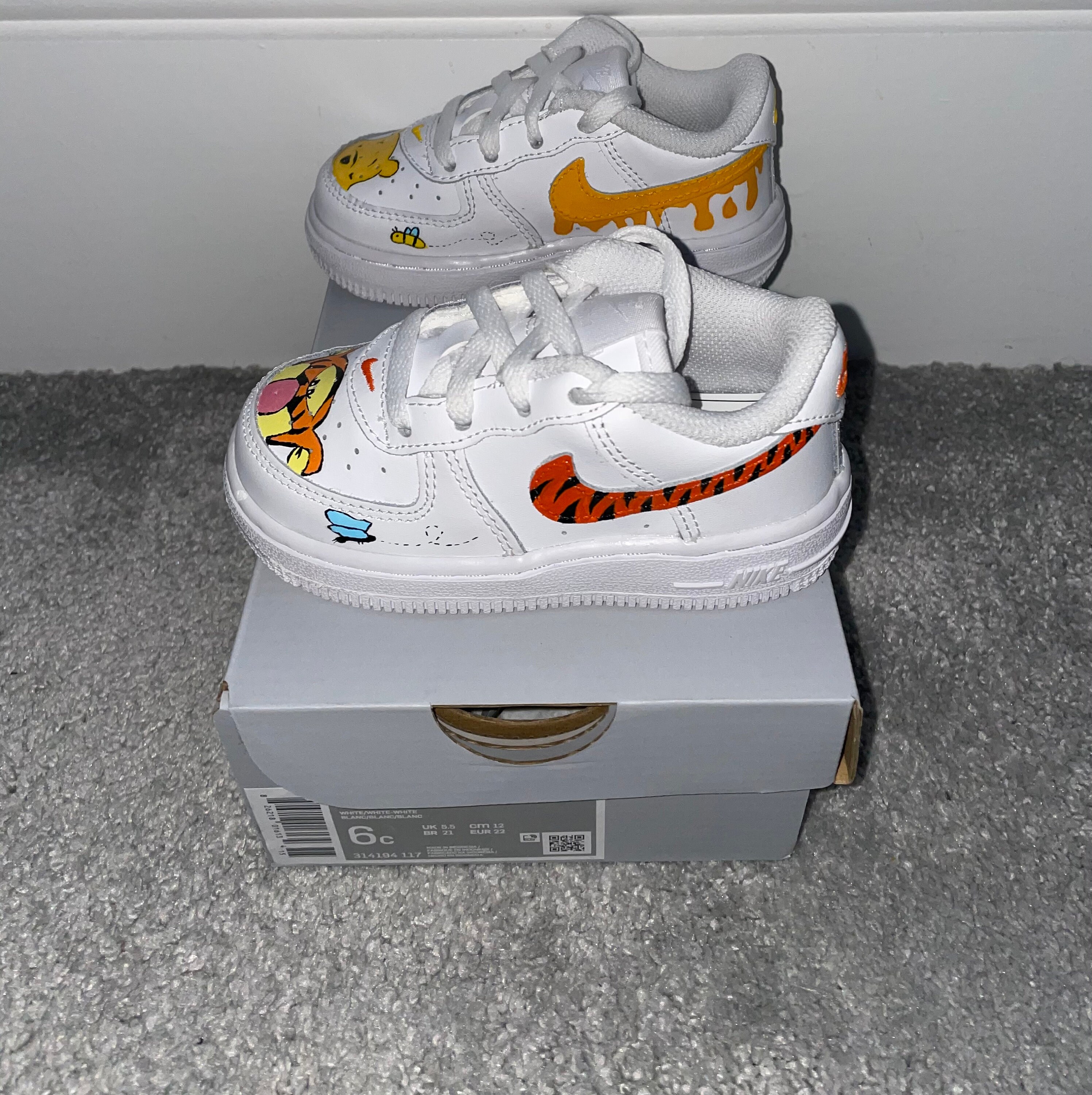 Nike Air Force 1 Winnie the Pooh and Tigger custom | Etsy