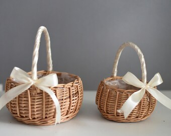 Rattan flower girl basket, Simple bridesmaid basket, Basket for flowers, Willow wicker basket, Wedding basket, Rustic basket for flower girl