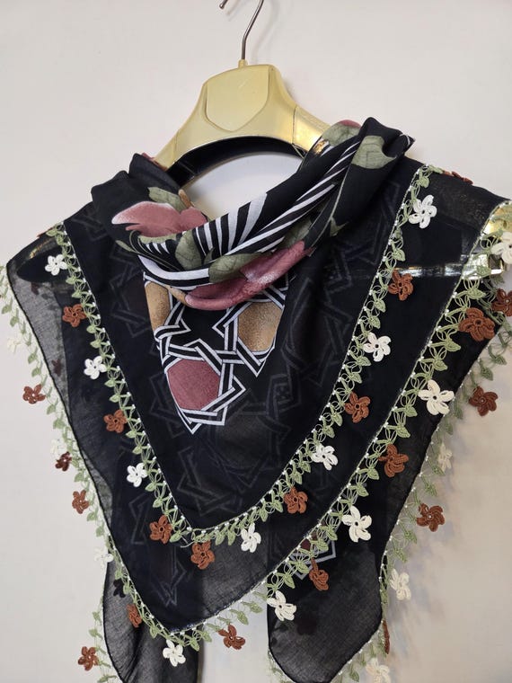 Black Oya Scarf