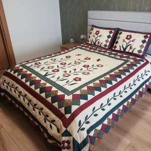 Amish Red Green Quilt Patchwork Flower Appliqué Bed Cover
