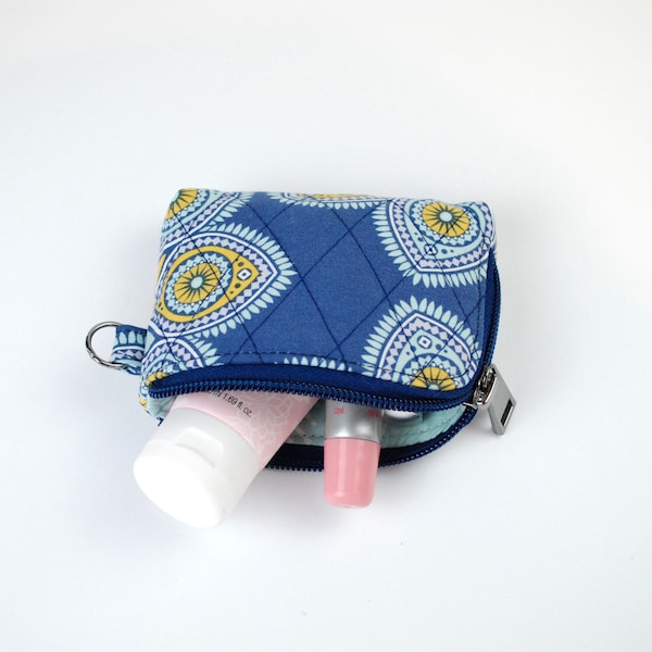 Tiny Blue Zipper Fabric Pouch, Quilted Pouch, Small Fabric Purse, Vintage style zipper pouch,  Earbud bag, Coin card Purse