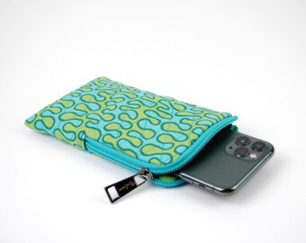 zipper phone pouch