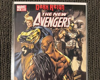 New Avengers #49 (Muy fino/Casi perfecto; Primera aparición: Dark Avengers; Dark Reign: Norman Osborn; Marvel Comics; 2009)
