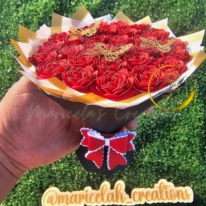 Mini ramo, Mini ramo buchon, Flores eternas, Ramo eterno, Ramo de flores de papel, Rosas eternas, rosas para siempre.