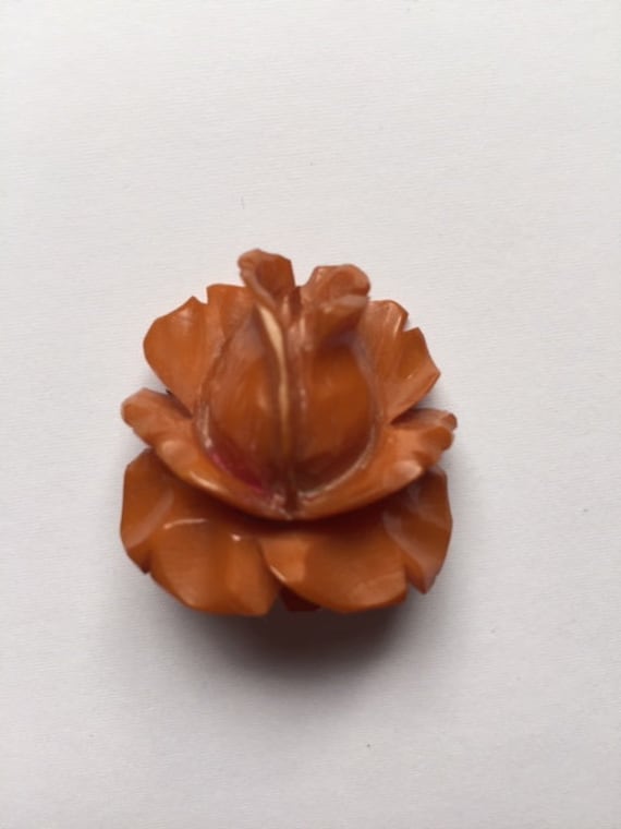 Bakelite Butterscotch Rose Pin - image 1