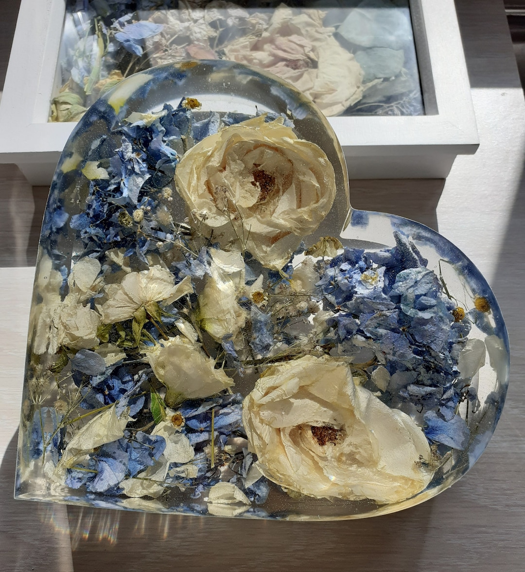 Fresh Flower Resin Preservation Side Standing Heart / Bookend Wedding