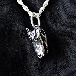 Sterling Silver Alligator Skull Pendant Necklace - Exquisite Reptile Jewelry with Voodoo and Fossil Pendant Accent