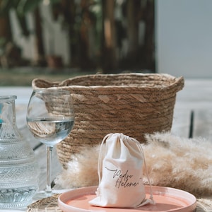 Pochon coton personnalisé – impression sur mesure pour cadeau invité mariage ou baptême