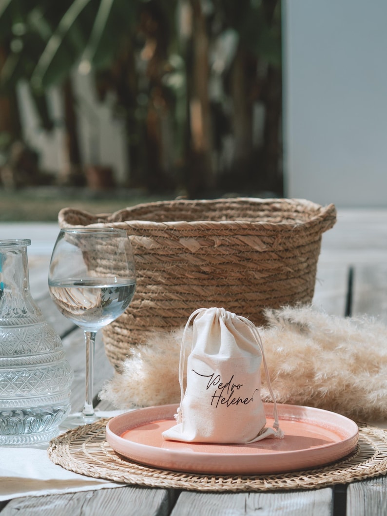Pochon coton personnalisé – impression sur mesure pour cadeau invité mariage ou baptême