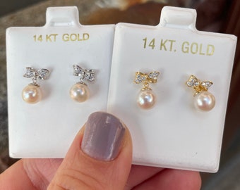 14k white/yellow gold bow earrings with hanging pearl- screw backs